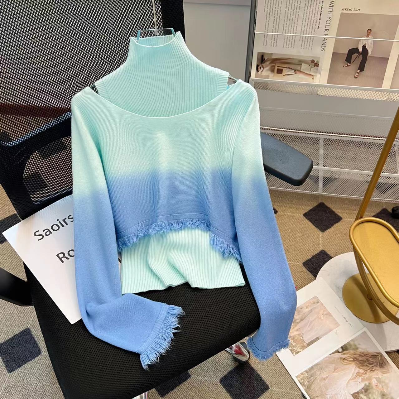 High end and stylish women's gradient color sweater, knitted cape, tea style outfit top, autumn and winter ins trend - The Nex Store