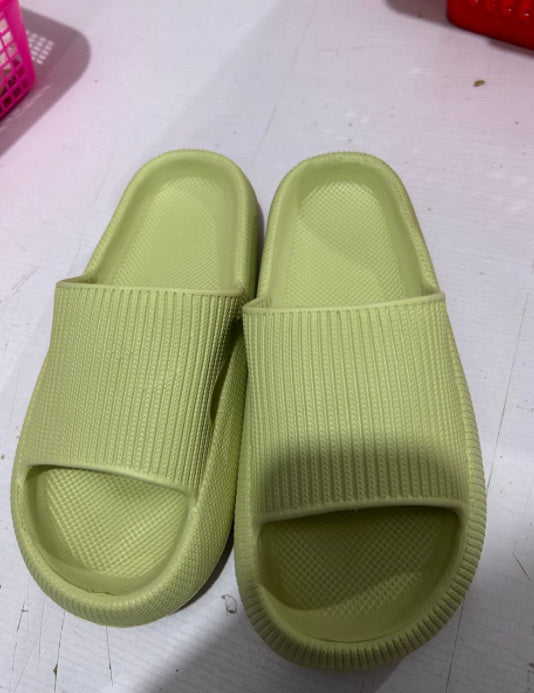 Soft Home Couple Slippers Cozy Indoor Warm Anti-Skid Lightweight Shoes - The Nex Store
